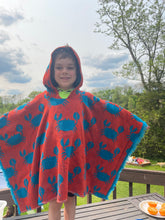 Load image into Gallery viewer, Crab towel hood