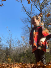 Load image into Gallery viewer, Flannel poncho