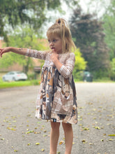 Load image into Gallery viewer, Leaves with plaid