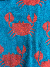 Load image into Gallery viewer, Crab towel hood
